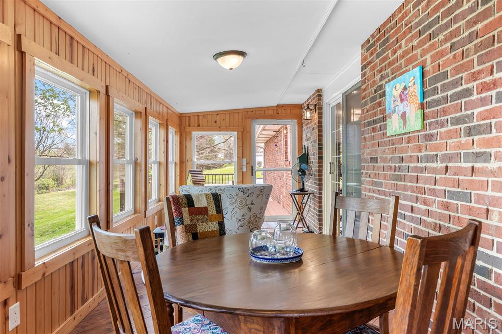 WYCLIFF MEADOWS - Residential