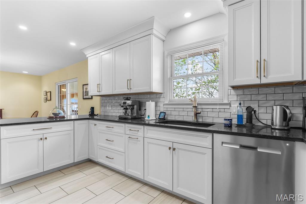 WYCLIFF MEADOWS - Residential