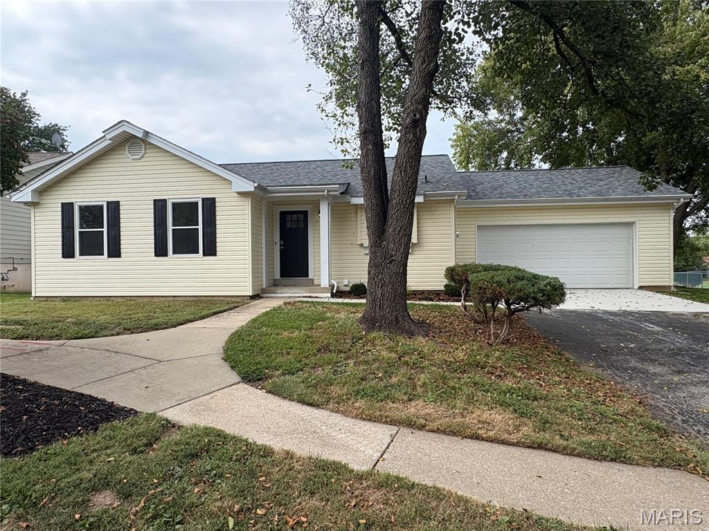101 S Willow Grove Court