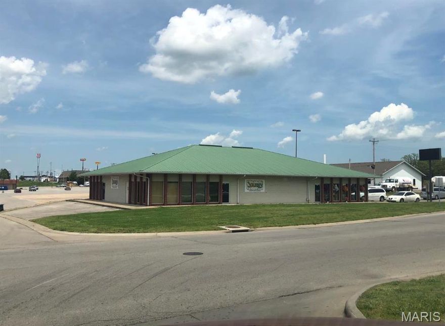 ITS ALL ABOUT THE LOCATION !!  THIS GRAET OFFICE OR RETAIL BUSINESS OFFERING HIGH TRAFFIC AND VISIBILITY  WITH 170 PLUS FEET OF ROAD FRONTAGE. LOCATED JUST OFF JEFFERSON AVE, NEAR HARDEE'S, DENNY'S, PIZZA HUT, LOWE'S AND WALMART, HARBOR FREIGT, AND SEVERL RESTAURANTS,  TURN RIGHT ON EVERGREEN PARKWAY AND THE PROPERTY IS ON YOUR RIGHT. SITTING IN BETWEEN TWO SHOPPING CENTERS THIS GREAT .52 ACRE M/L PROPERTY OFFERS A GREAT 5400 SQ FT BUILDING THAT HAS BEEN USED FOR BOTH OFFICE AND RETAIL IN THE PAST WITH ITS UNIQUE DESIGN. ADDITIONAL REAL ESTATE POSSIBILITIES AVAILABLE AS WELL. Location: City, Corner Location, High Traffic, Retail Center, Shopping Mall