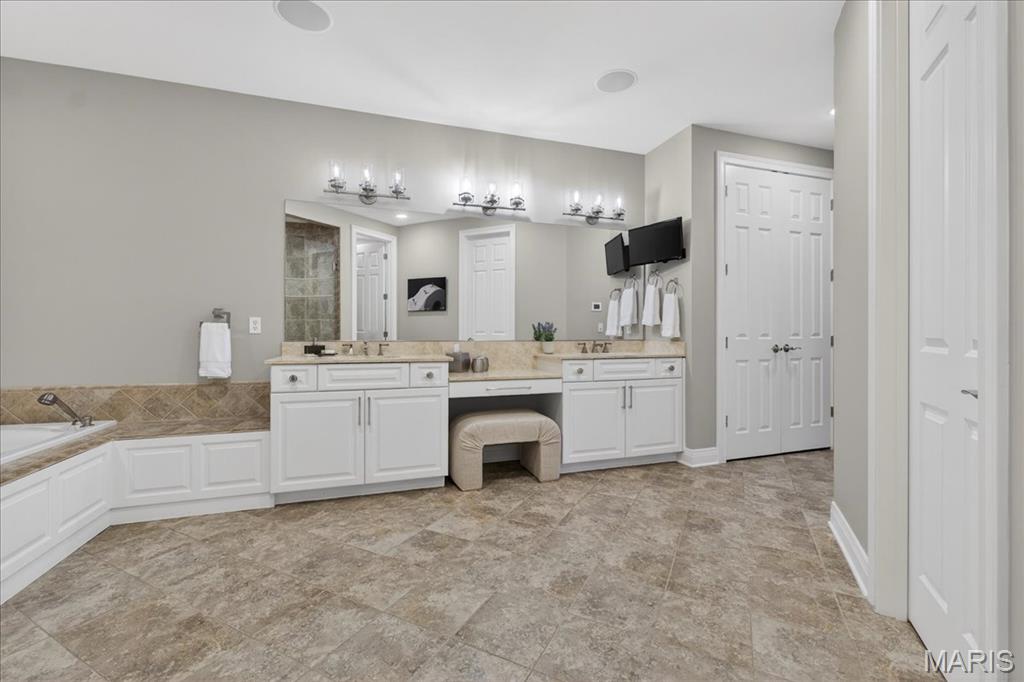 Conway On The Grove - Residential