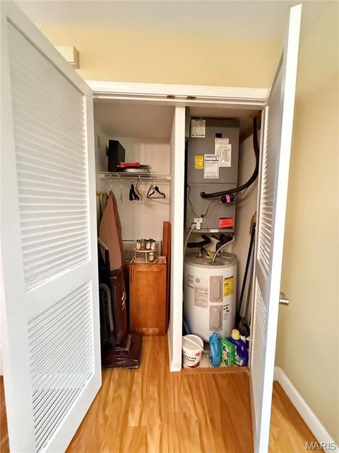 Tiny photo for 4235 Pine Boulevard #21, St Louis, MO 63108 (MLS # 26019196)