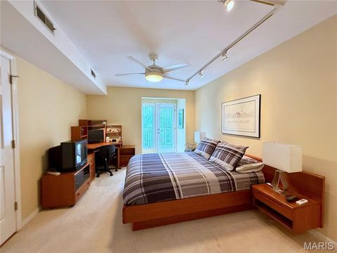 Tiny photo for 4235 Pine Boulevard #21, St Louis, MO 63108 (MLS # 26019196)