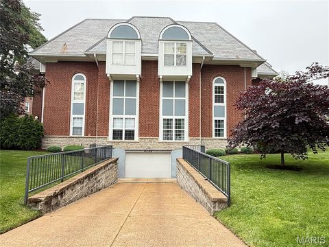 Tiny photo for 4235 Pine Boulevard #21, St Louis, MO 63108 (MLS # 26019196)