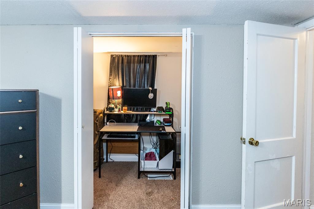 Perryville, Missouri 63775, United States, 3 Bedrooms Bedrooms, ,3 BathroomsBathrooms,Residential,Pending,215144