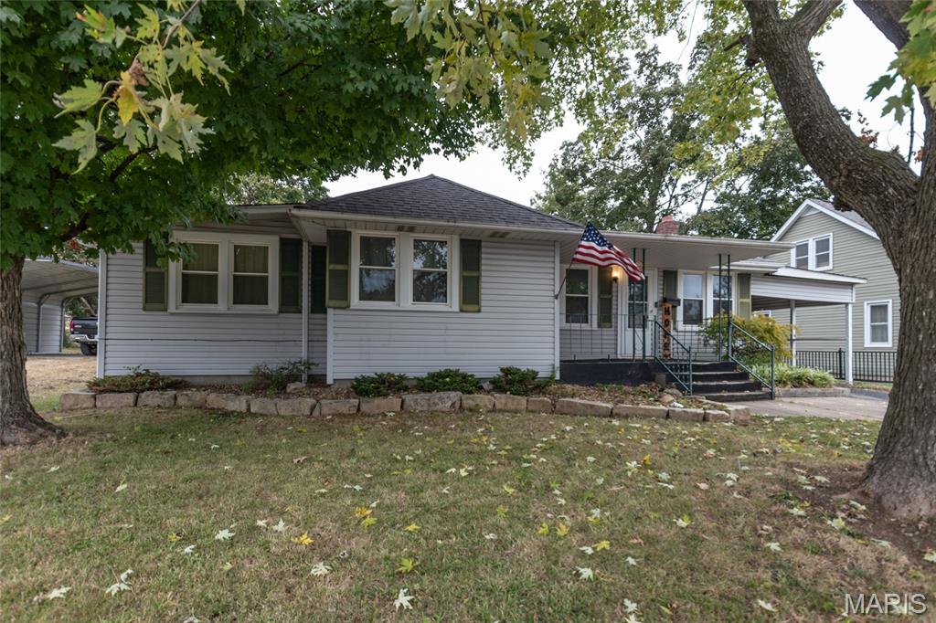 Perryville, Missouri 63775, United States, 3 Bedrooms Bedrooms, ,3 BathroomsBathrooms,Residential,Pending,215144