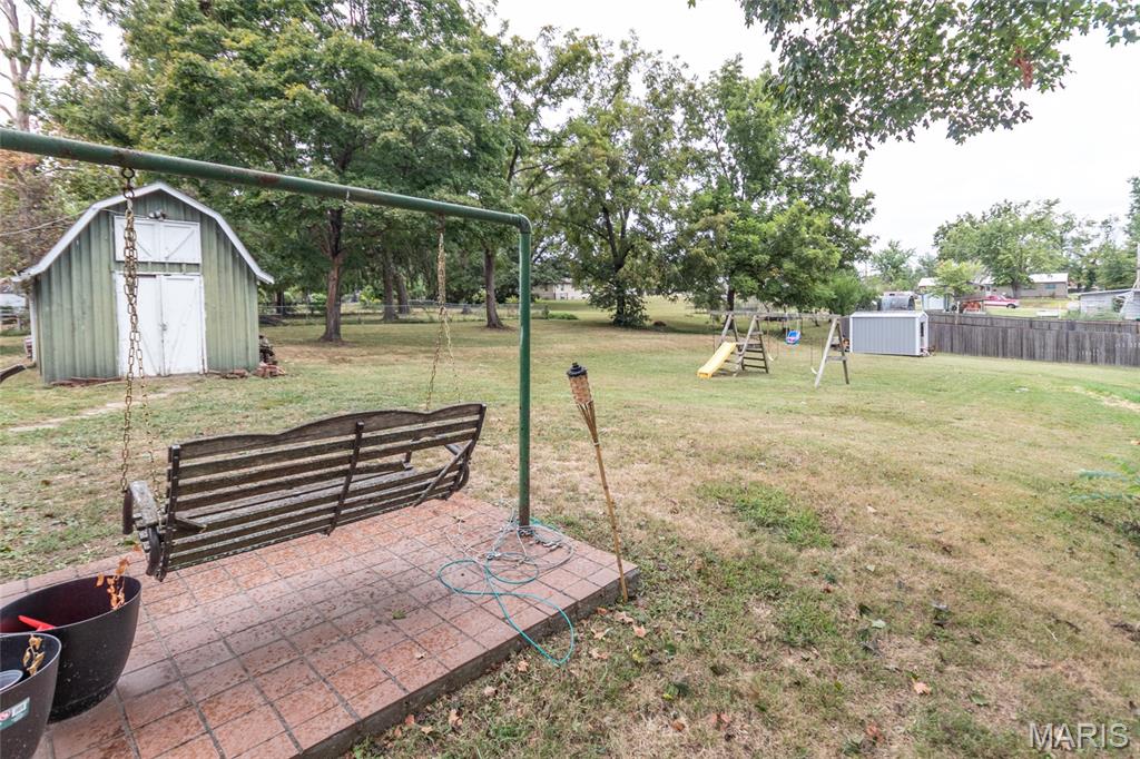 Perryville, Missouri 63775, United States, 3 Bedrooms Bedrooms, ,3 BathroomsBathrooms,Residential,Pending,215144