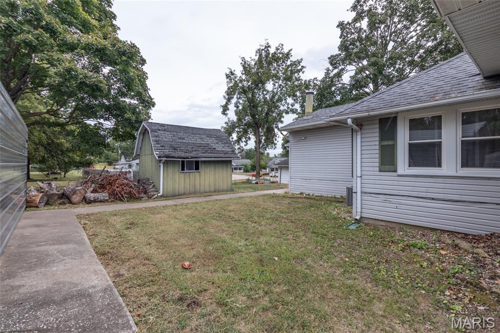 Perryville, Missouri 63775, United States, 3 Bedrooms Bedrooms, ,3 BathroomsBathrooms,Residential,Pending,215144