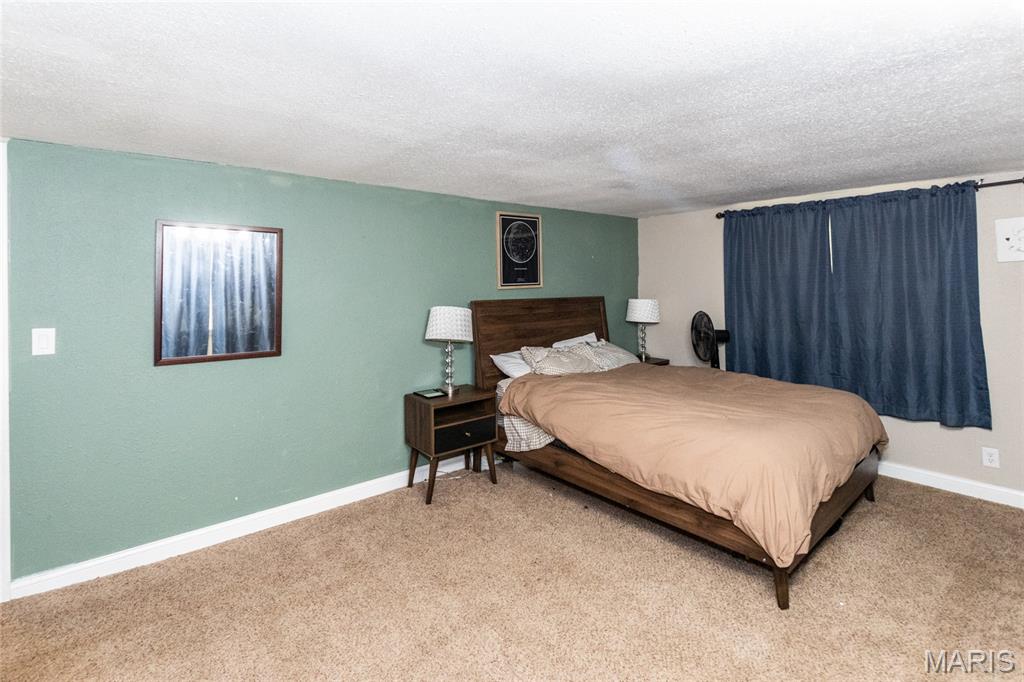 Perryville, Missouri 63775, United States, 3 Bedrooms Bedrooms, ,3 BathroomsBathrooms,Residential,Pending,215144