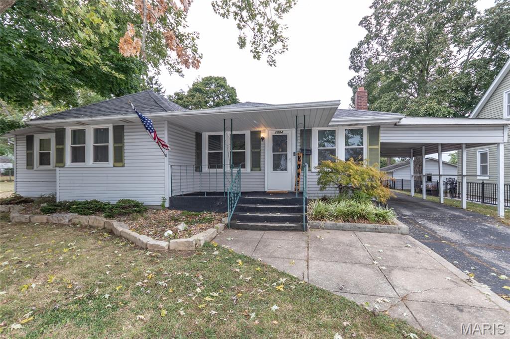 Perryville, Missouri 63775, United States, 3 Bedrooms Bedrooms, ,3 BathroomsBathrooms,Residential,Pending,215144