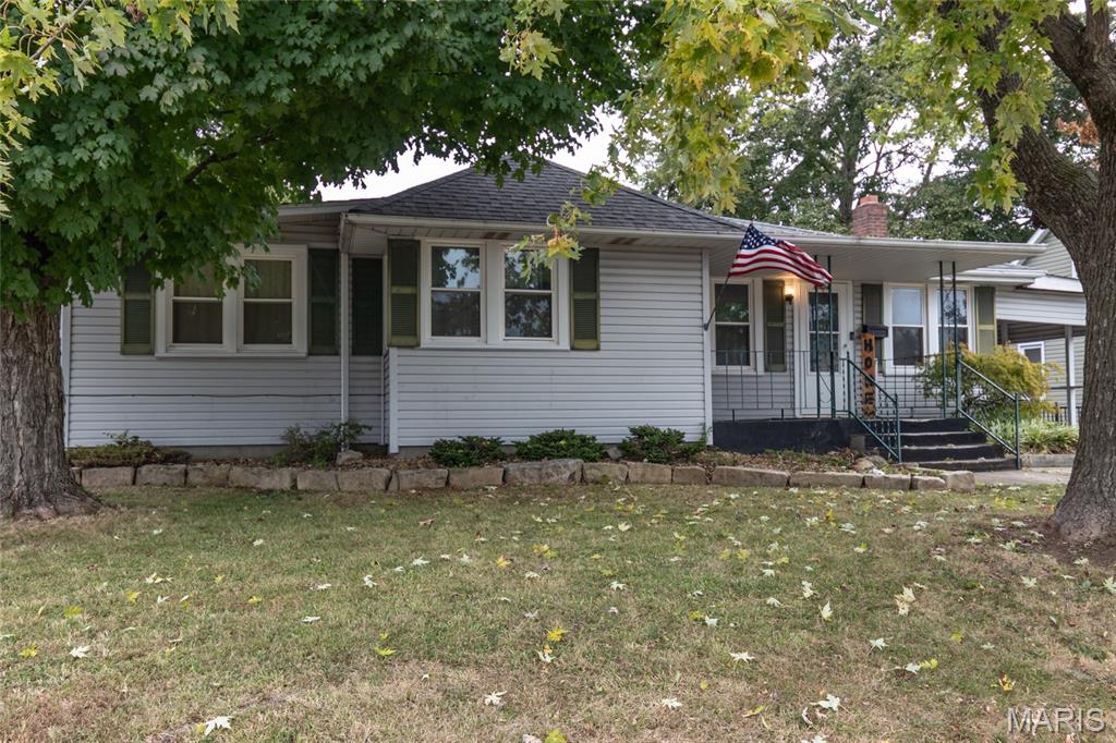Perryville, Missouri 63775, United States, 3 Bedrooms Bedrooms, ,3 BathroomsBathrooms,Residential,Pending,215144