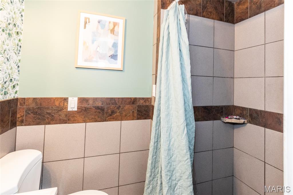 Perryville, Missouri 63775, United States, 3 Bedrooms Bedrooms, ,3 BathroomsBathrooms,Residential,Pending,215144