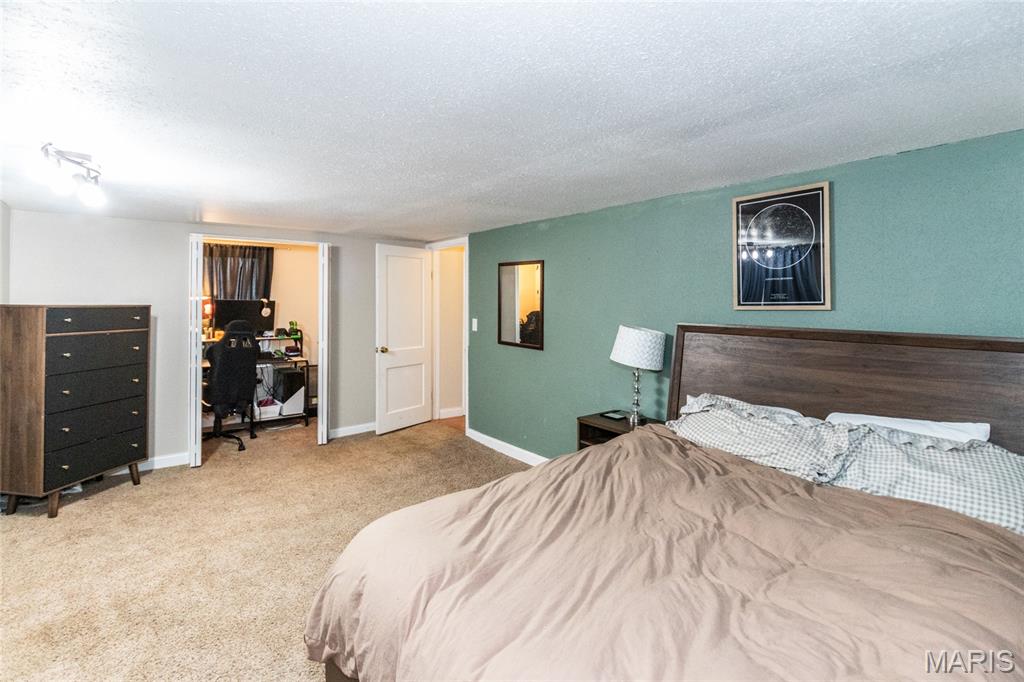 Perryville, Missouri 63775, United States, 3 Bedrooms Bedrooms, ,3 BathroomsBathrooms,Residential,Pending,215144