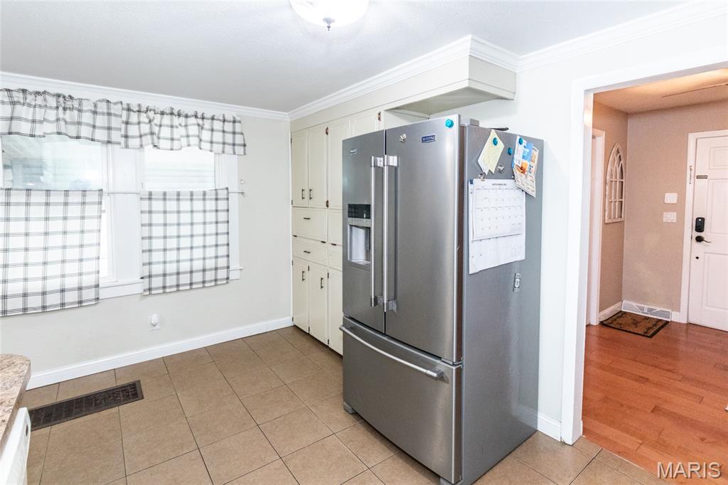 Perryville, Missouri 63775, United States, 3 Bedrooms Bedrooms, ,3 BathroomsBathrooms,Residential,Pending,215144