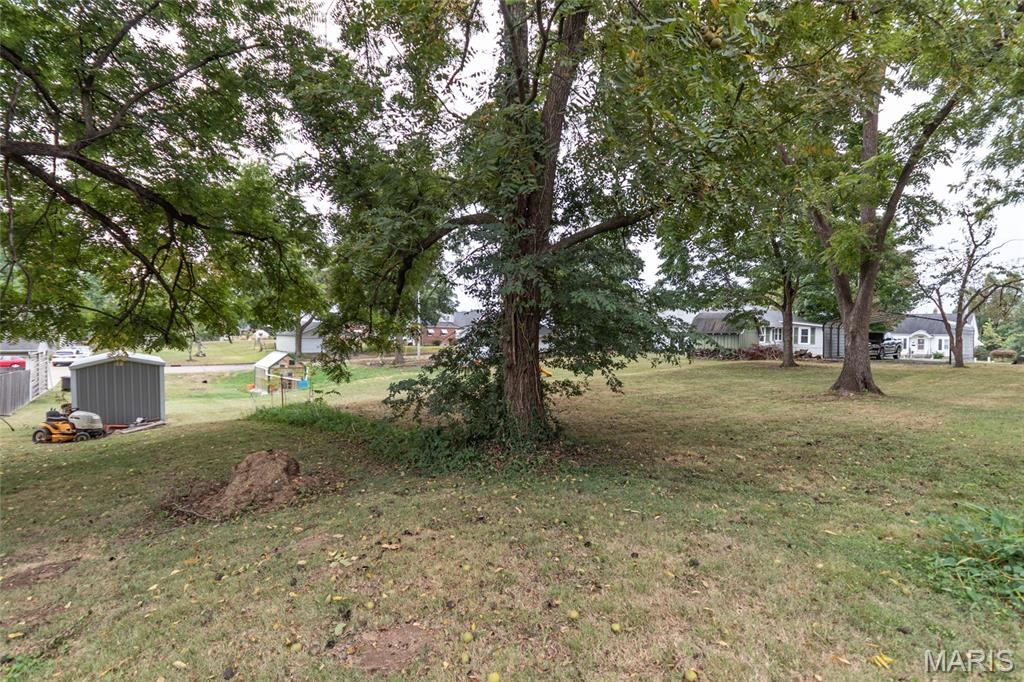 Perryville, Missouri 63775, United States, 3 Bedrooms Bedrooms, ,3 BathroomsBathrooms,Residential,Pending,215144