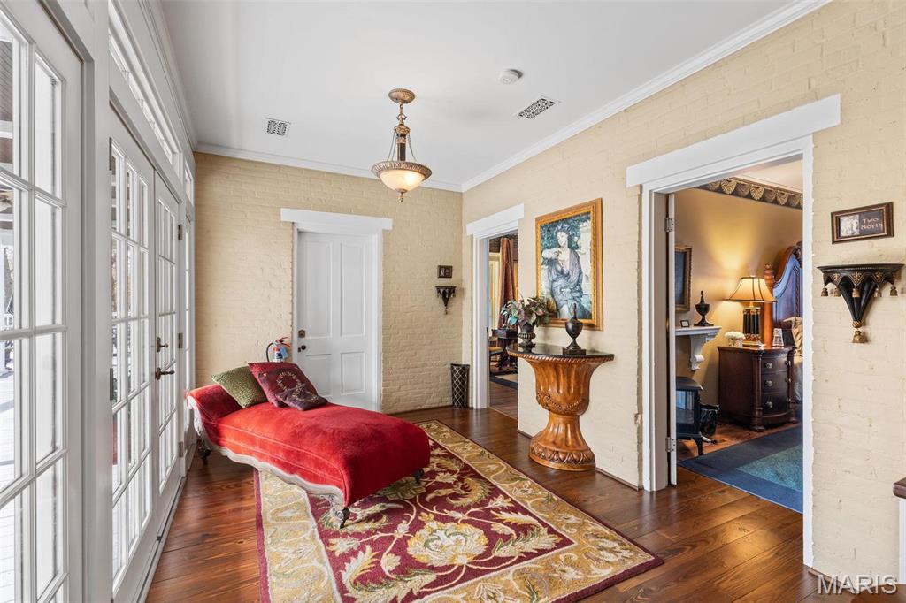 Overlook Farm - Residential