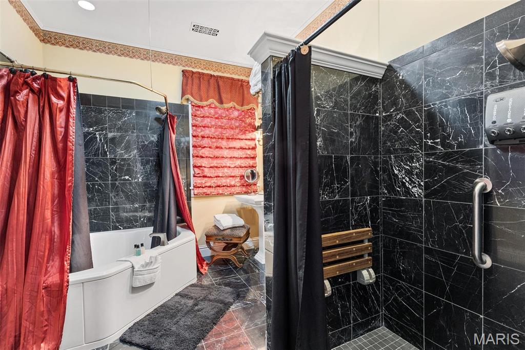 Overlook Farm - Residential