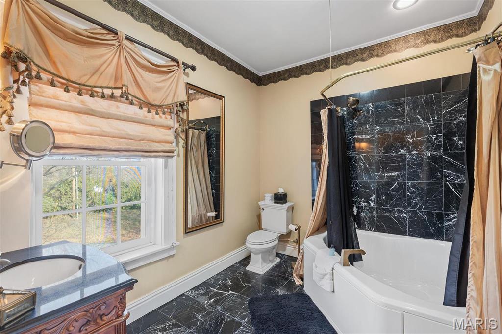 Overlook Farm - Residential