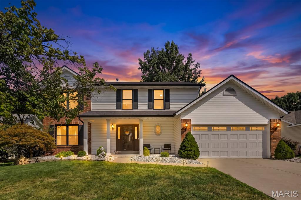 Photo of 2044 Graystone Drive, St Charles, MO 63303 (MLS # 26056097)