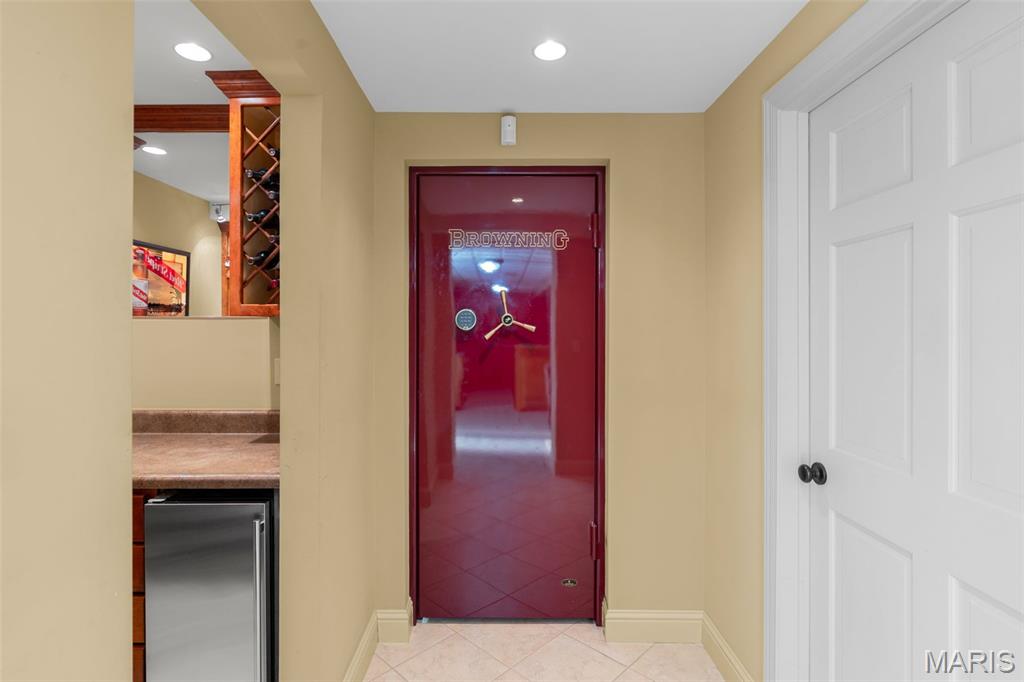 Country Club Heights - Residential