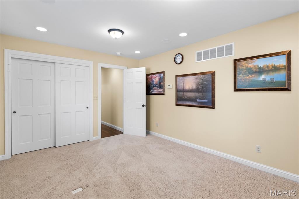 Country Club Heights - Residential