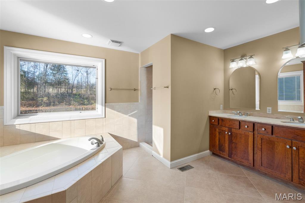 Country Club Heights - Residential