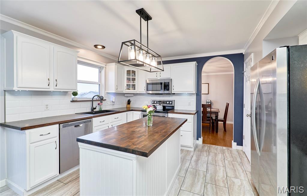 Fleur De Lis Estate - Residential