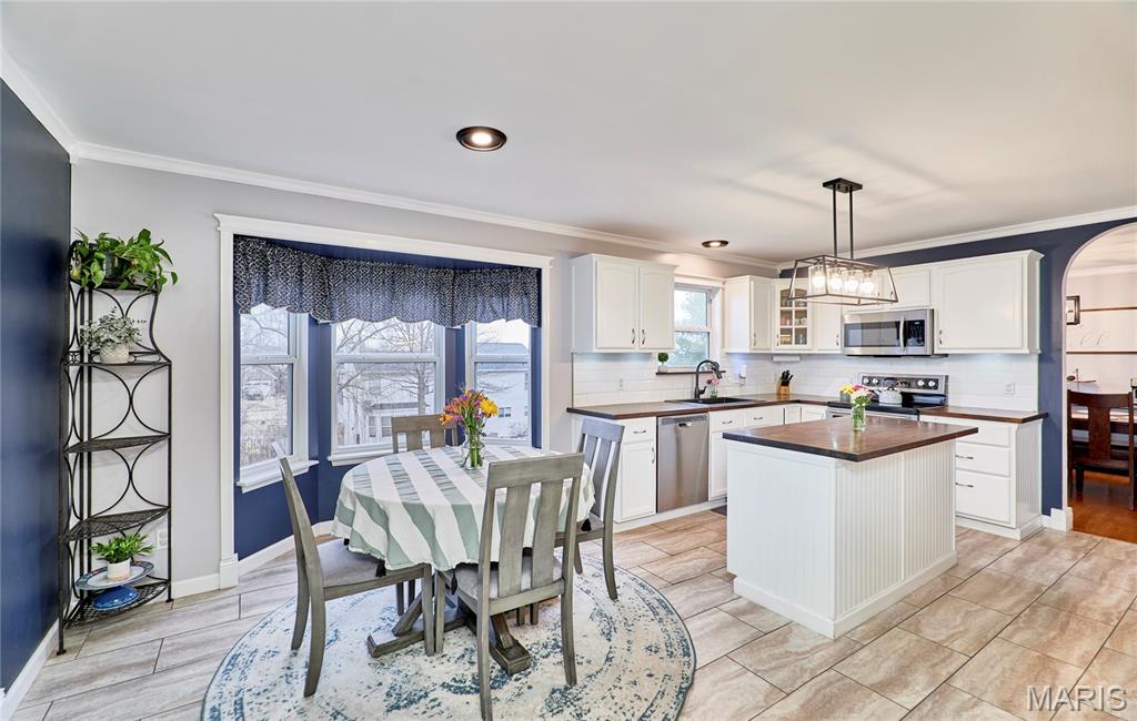 Fleur De Lis Estate - Residential