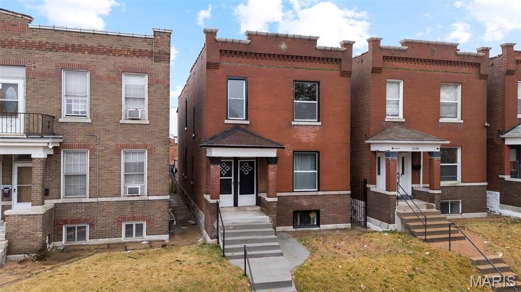 Photo of 3511 Alberta Street, St Louis, MO 63118 (MLS # 26029018)