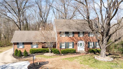 Photo of 2110 Northwood Drive, Godfrey, IL 62035 (MLS # 26017675)