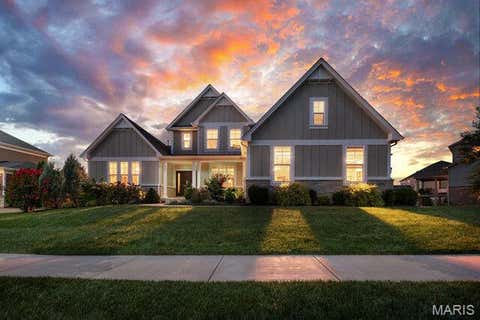 Photo of 985 Silver Buck Lane, Chesterfield, MO 63005 (MLS # 26051823)