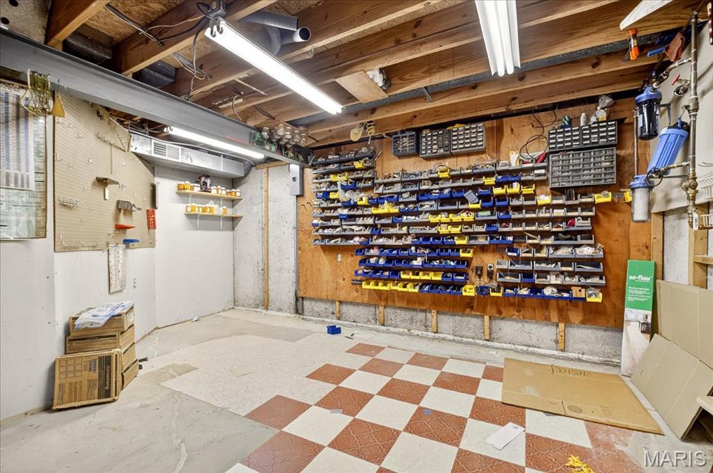 O'Fallon, Missouri 63368, United States, 4 Bedrooms Bedrooms, ,3 BathroomsBathrooms,Residential,Pending,187289