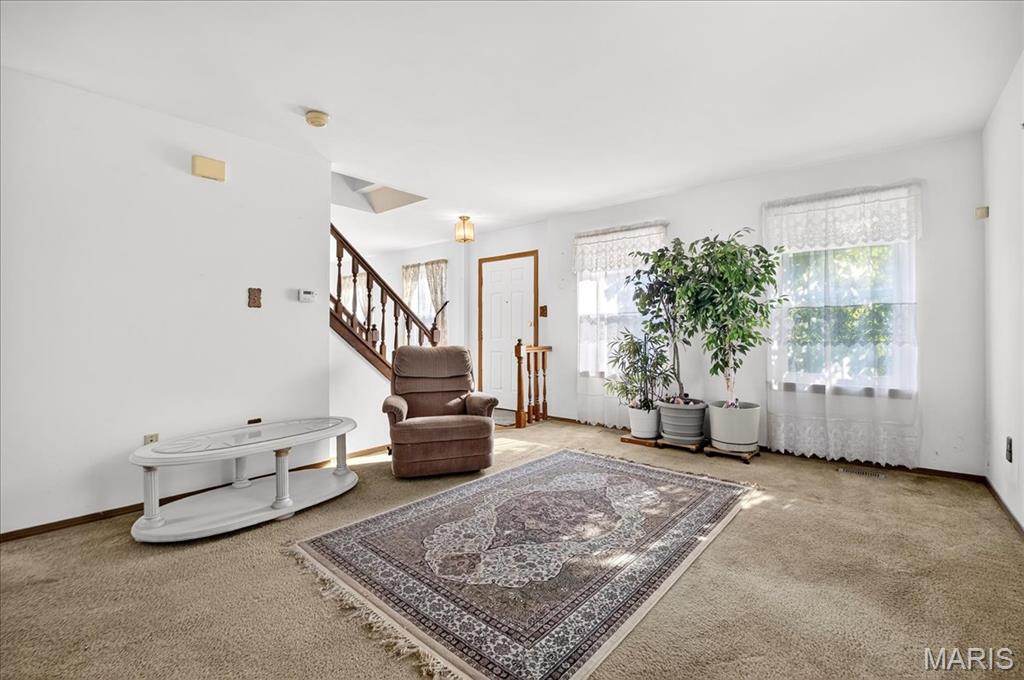 O'Fallon, Missouri 63368, United States, 4 Bedrooms Bedrooms, ,3 BathroomsBathrooms,Residential,Pending,187289