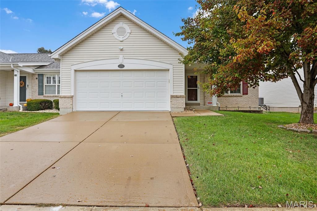 Photo of 12112 McKelvey Place, Bridgeton, MO 63044 (MLS # 25073201)