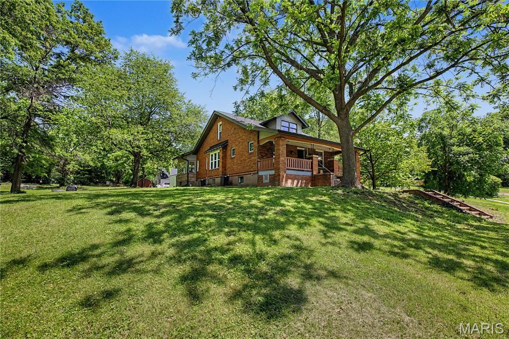 Photo of 12420 Bellefontaine Road, St Louis, MO 63138 (MLS # 26028652)