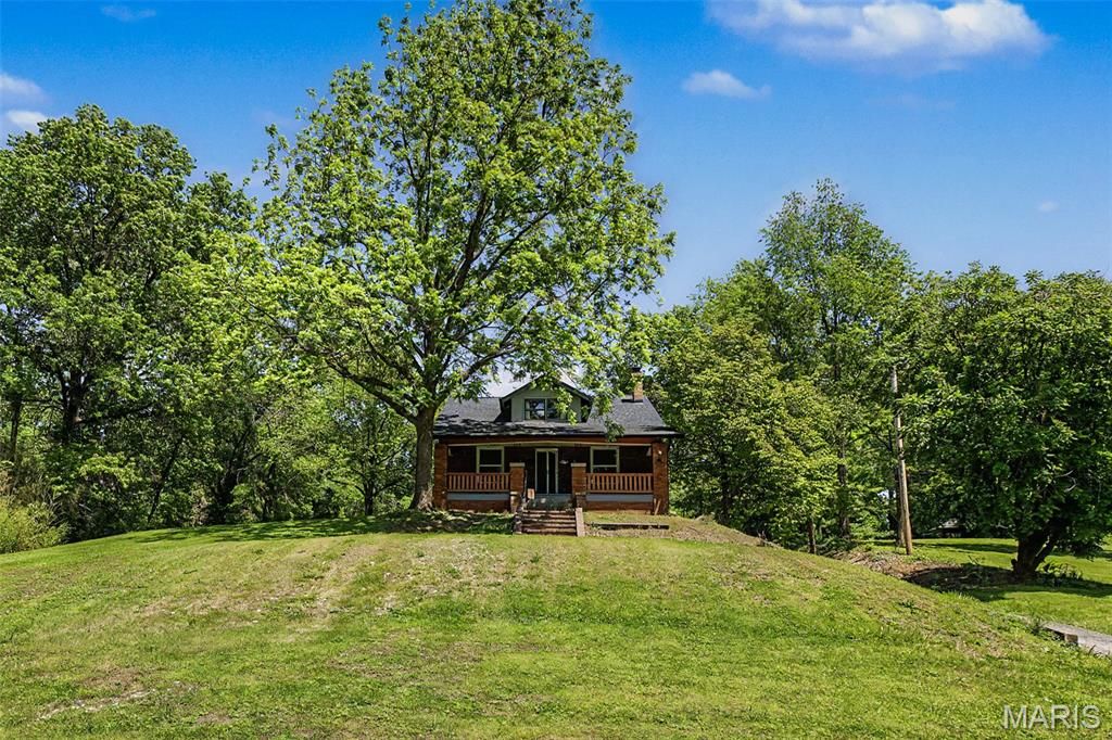 Photo of 12420 Bellefontaine Road, St Louis, MO 63138 (MLS # 26028652)