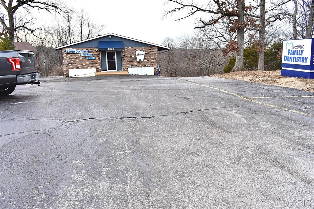 1333 W Outer 21 Road