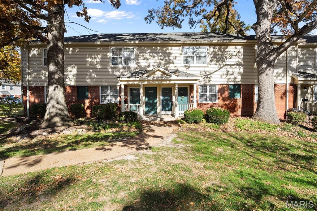 Brentwood Forest Condo Ph Five - Residential