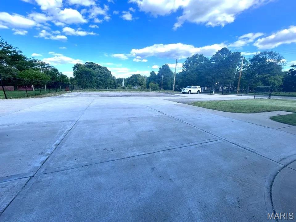 Ayon Farm 2 - Commercial Sale