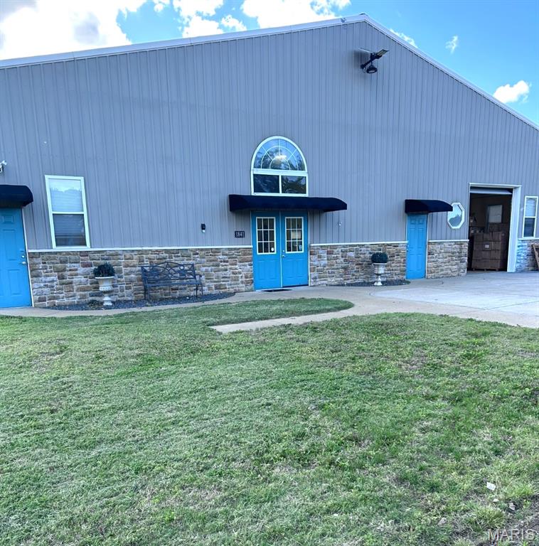 Ayon Farm 2 - Commercial Sale