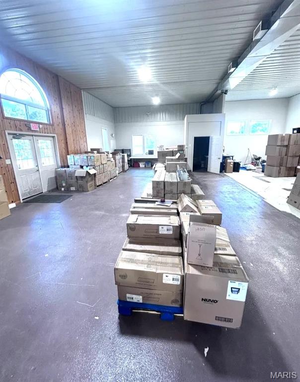 Ayon Farm 2 - Commercial Sale