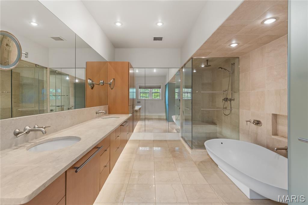 Brentmoor Park - Residential