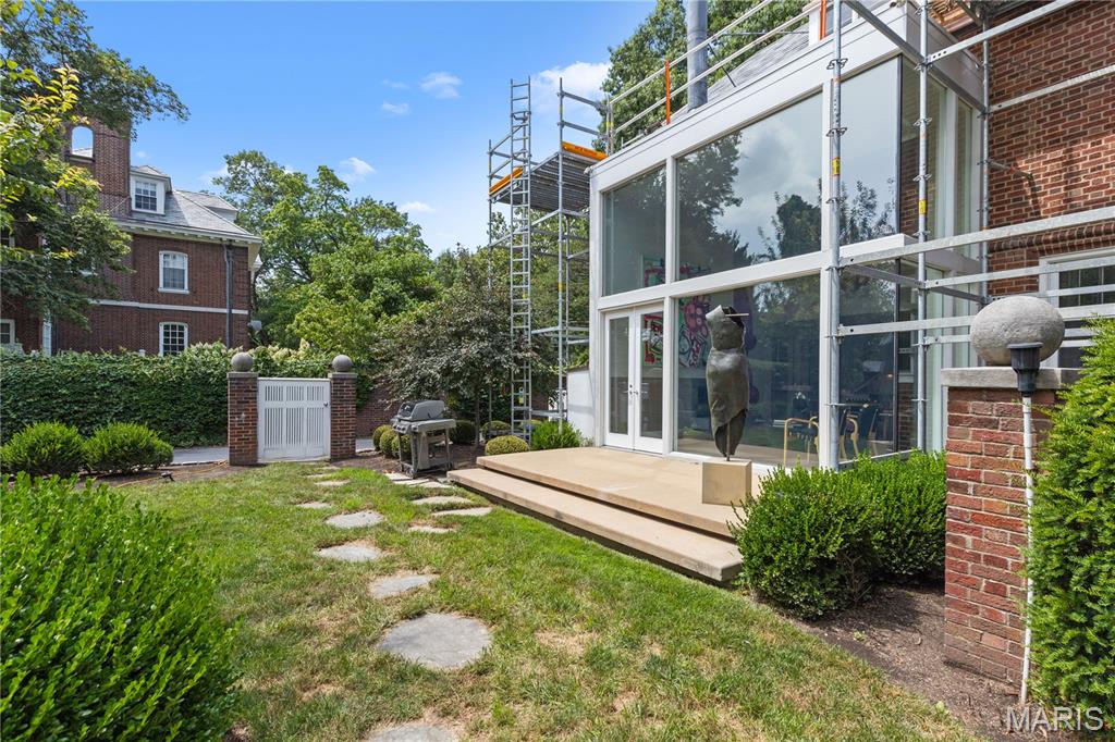 Brentmoor Park - Residential