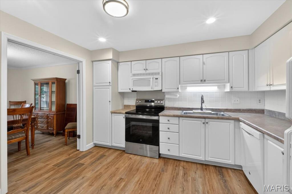 Gardens Of Broadmoor Condo 5 - Residential