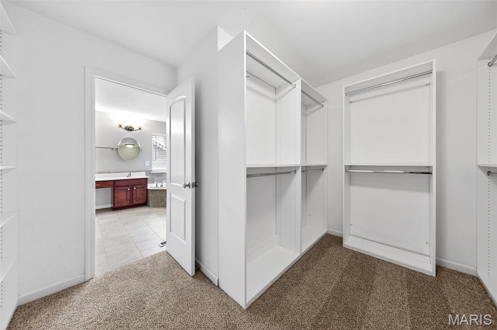 Charbonier On The Park Ph 1 - Residential