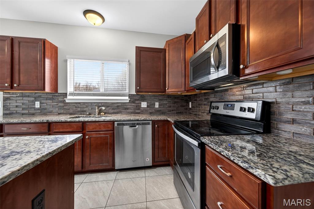 Charbonier On The Park Ph 1 - Residential