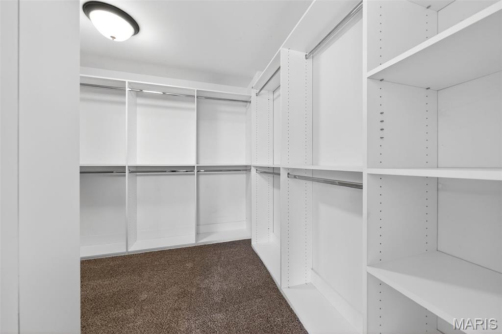 Charbonier On The Park Ph 1 - Residential