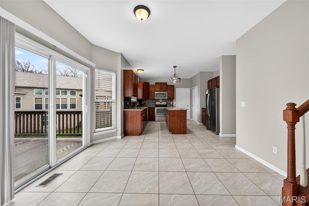 Charbonier On The Park Ph 1 - Residential