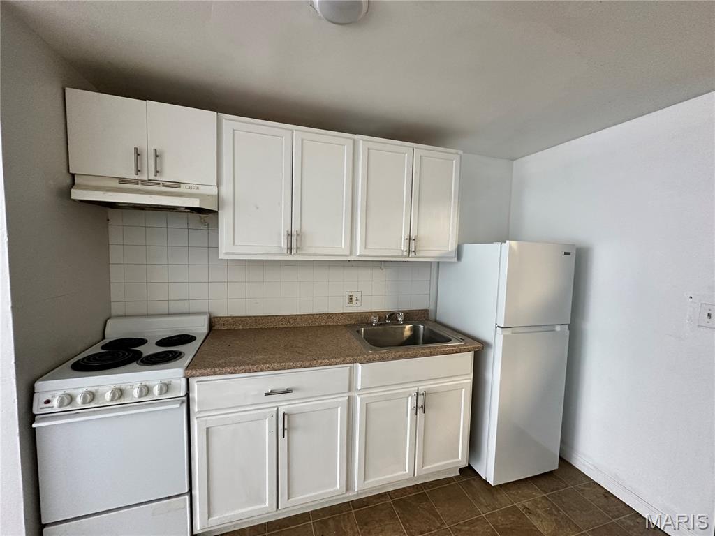 Walter Place - Residential Income