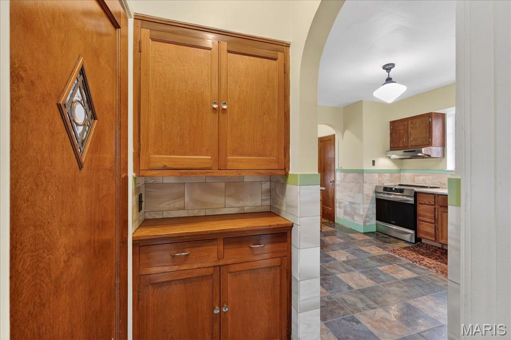 Bellerive Acres - Residential